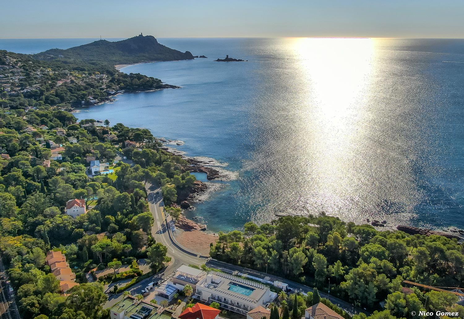Sowell Hotels La Plage Saint-Raphaël Buitenkant foto