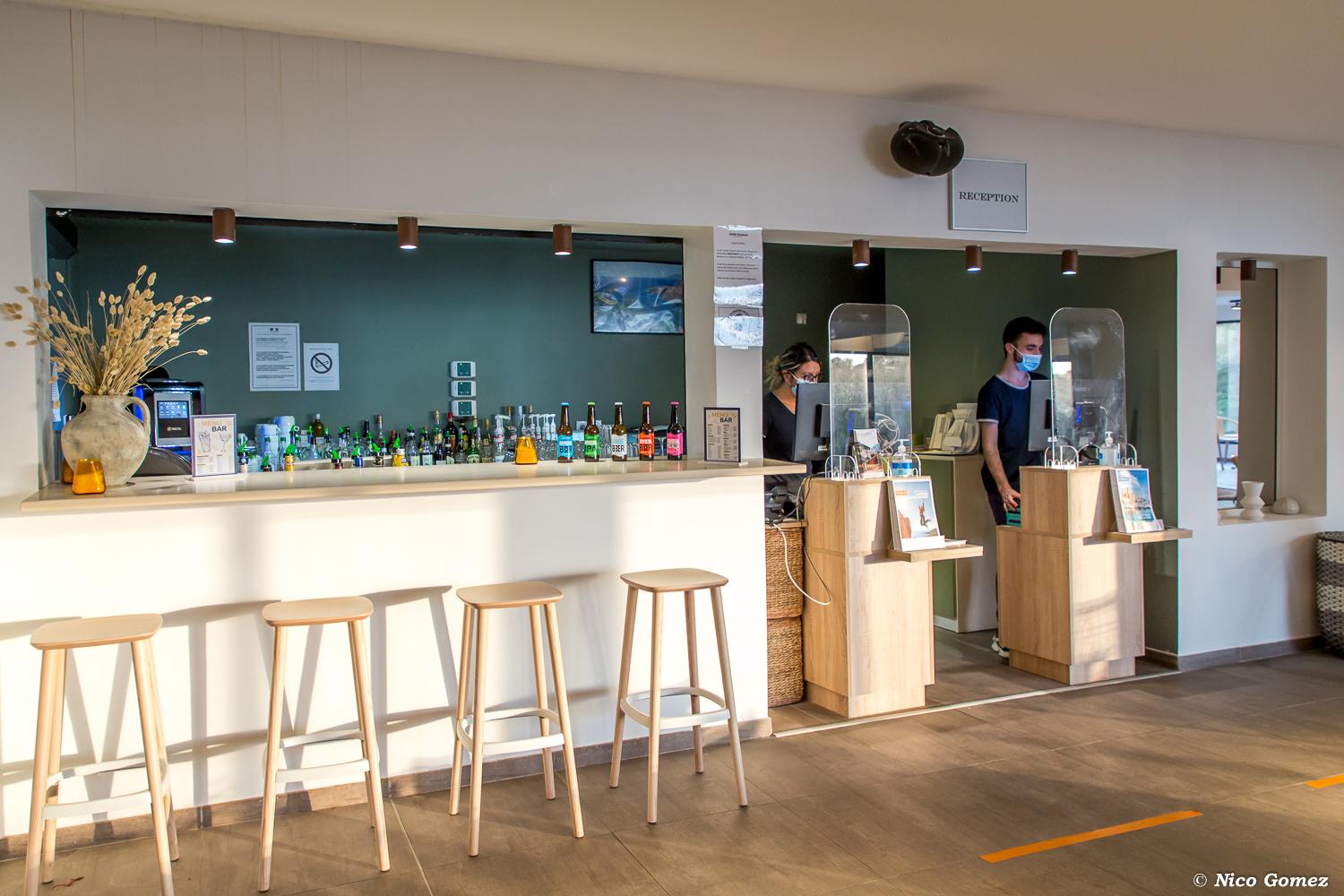 Sowell Hotels La Plage Saint-Raphaël Buitenkant foto