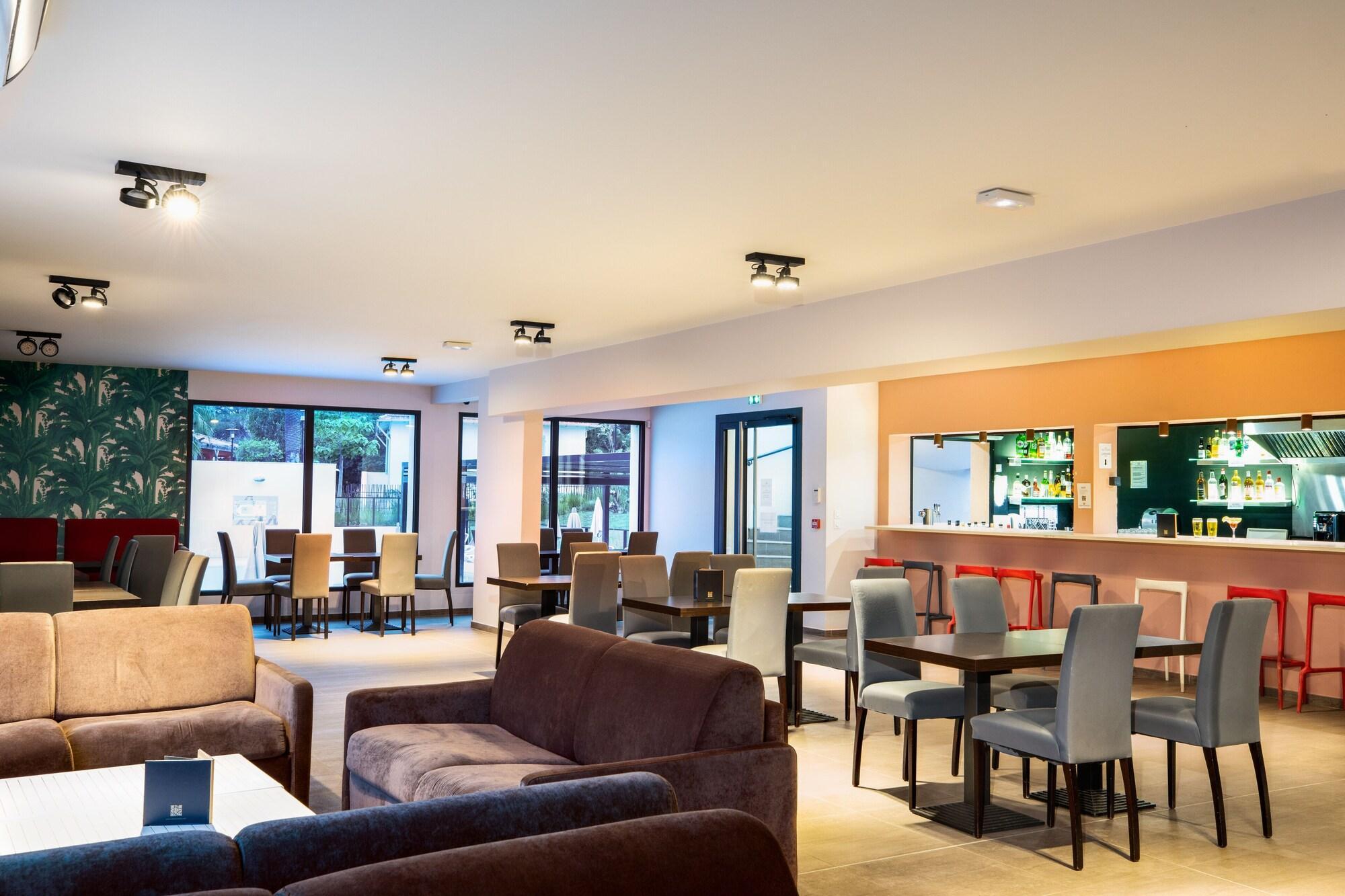 Sowell Hotels La Plage Saint-Raphaël Buitenkant foto